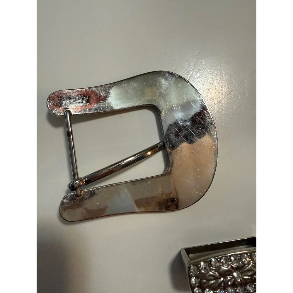 Western Floral Rhinestone Belt Buckle Set Silver Tone Engraved Cowgirl Hardware